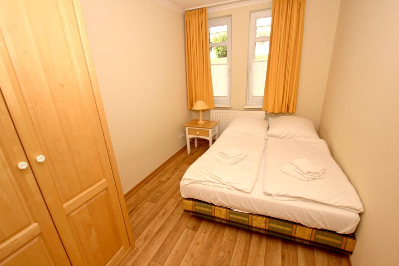 Mit Meerblick Und Balkon, Gratis Nutzung Vom Ahoi Erlebnisbad Und Sauna In Sellin - Meeresblick Fewo 35 Goehren (Ruegen) Exterior foto
